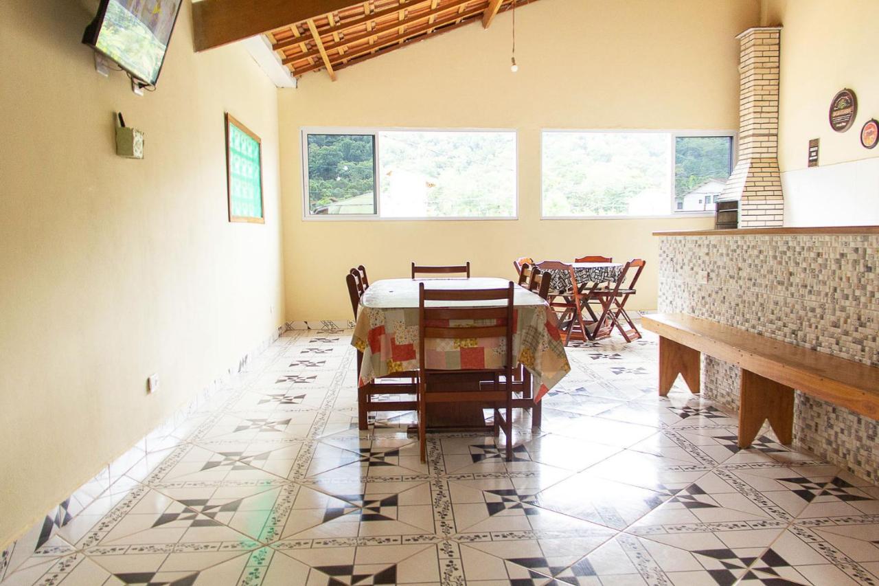 Incrivel Casa Com Churrasqueira Em Ubatuba, Sp Екстериор снимка